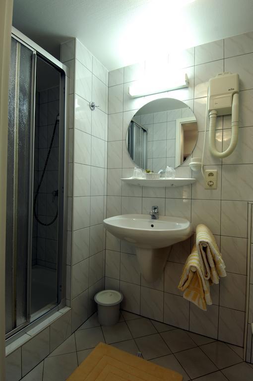 Hotel Zum Burghof Schoenberg Pokój zdjęcie